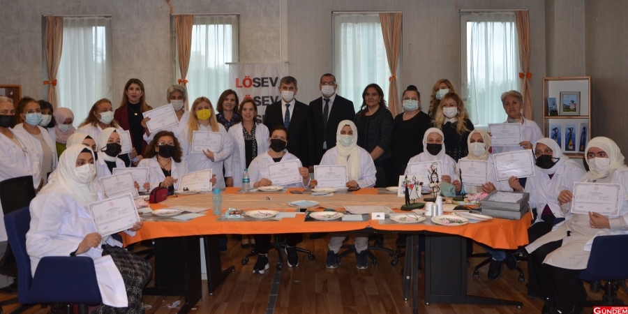 LÖSEV KURSİYERLERİNE SERTİFİKA TÖRENİ lösev sertifika himmet kaya atsehir'de gündem